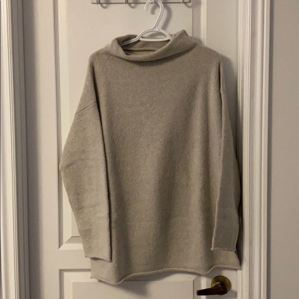Mock turtleneck